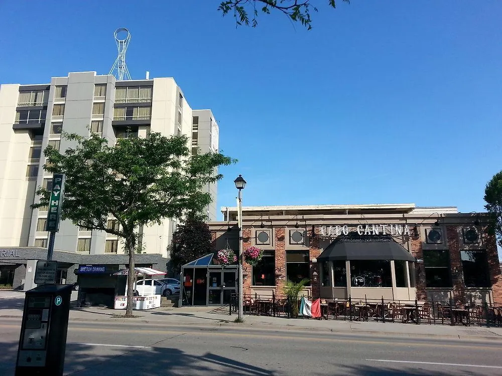 Vittoria Hotel & Suites Niagara Falls 4*,  Kanada
