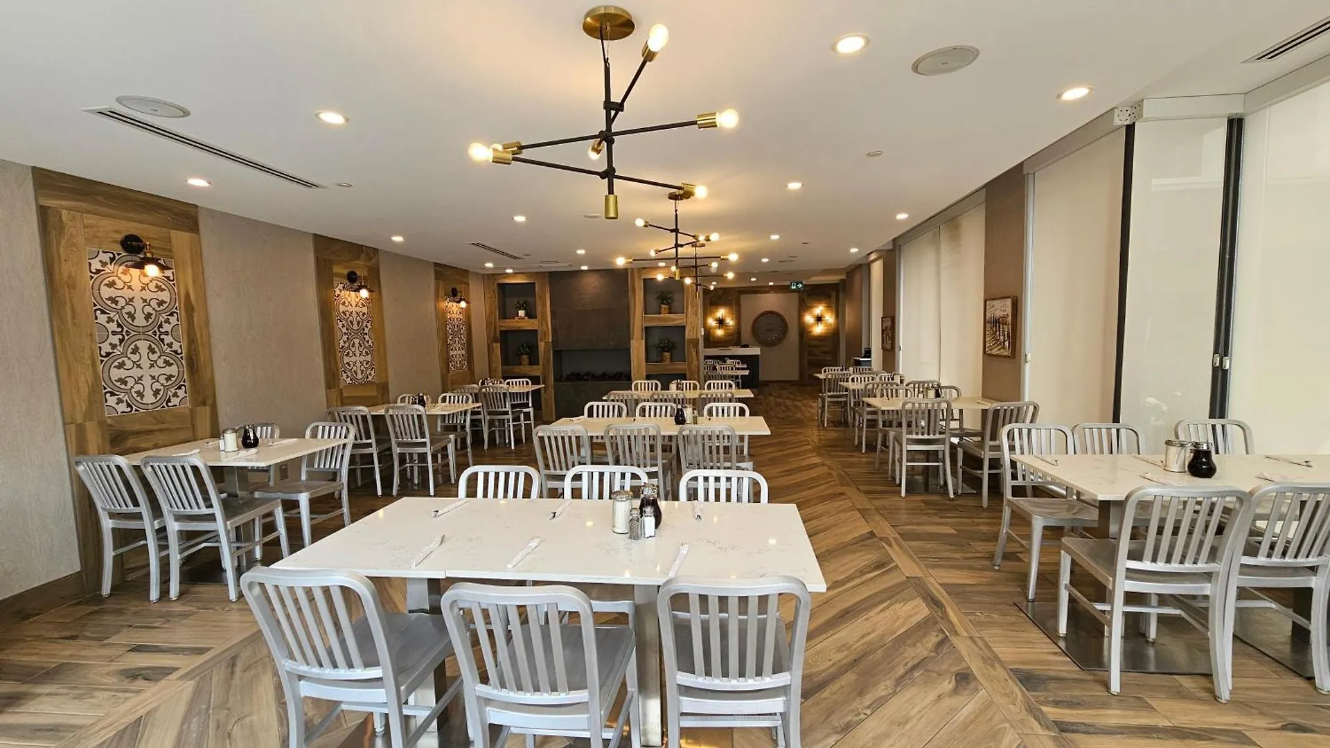 Vittoria Hotel & Suites Niagara Falls