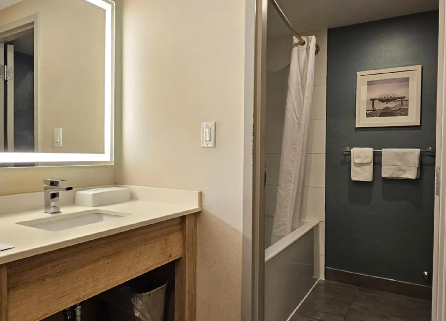 Vittoria Hotel & Suites Niagara Falls Canada