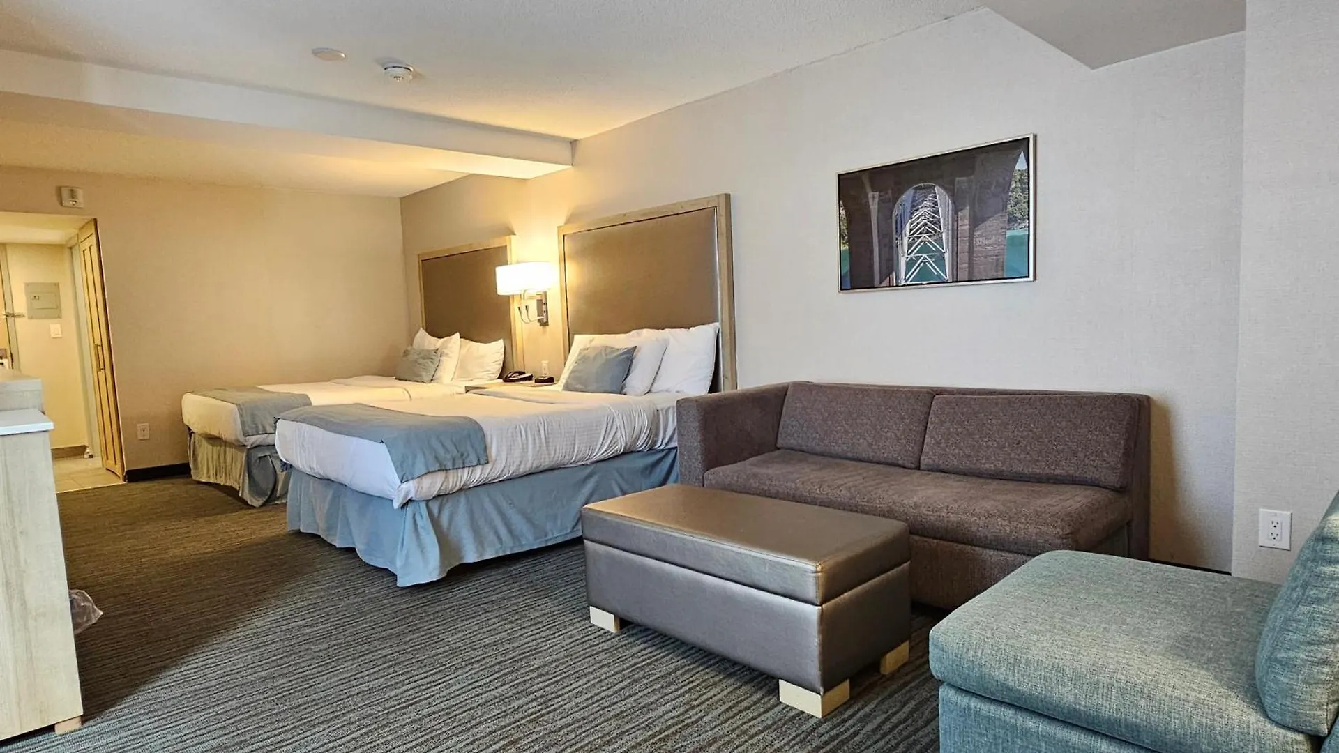 Vittoria Hotel & Suites Niagara Falls 4*,  Canada