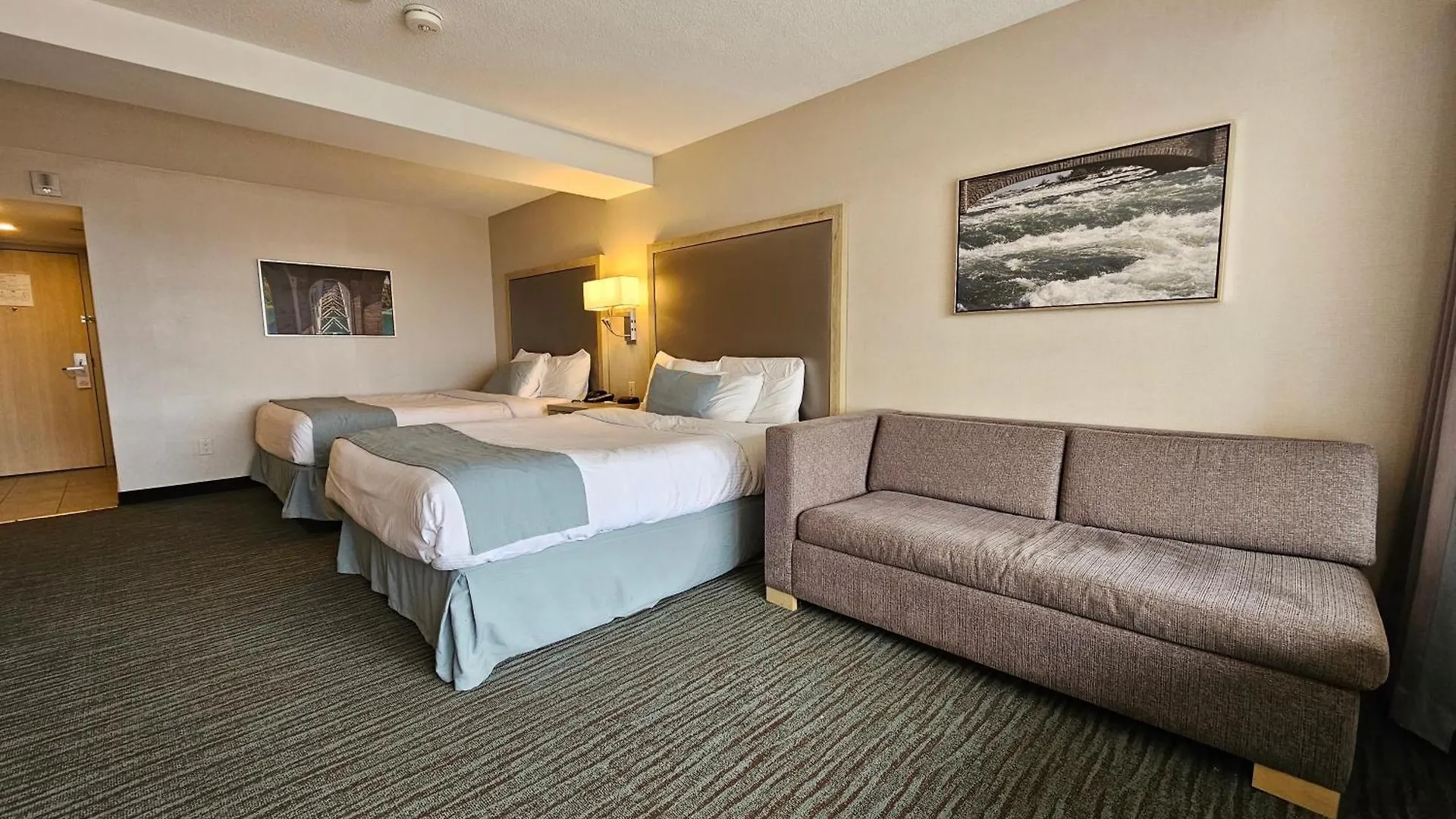 Vittoria Hotel & Suites Niagara Falls