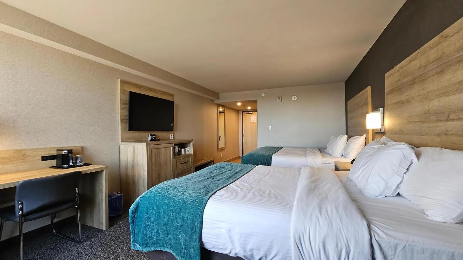 Vittoria Hotel & Suites Niagara Falls 4*,  Canada