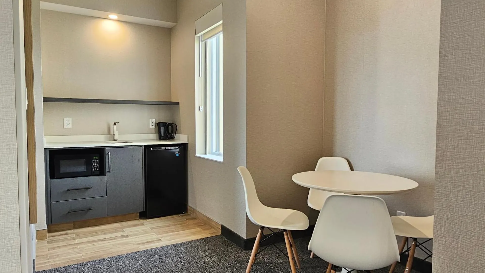 Vittoria Hotel & Suites شلالات نياغارا 4*,  كندا