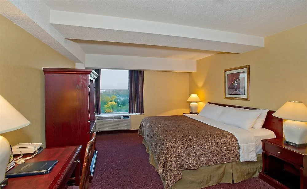 Vittoria Hotel & Suites شلالات نياغارا 4*,